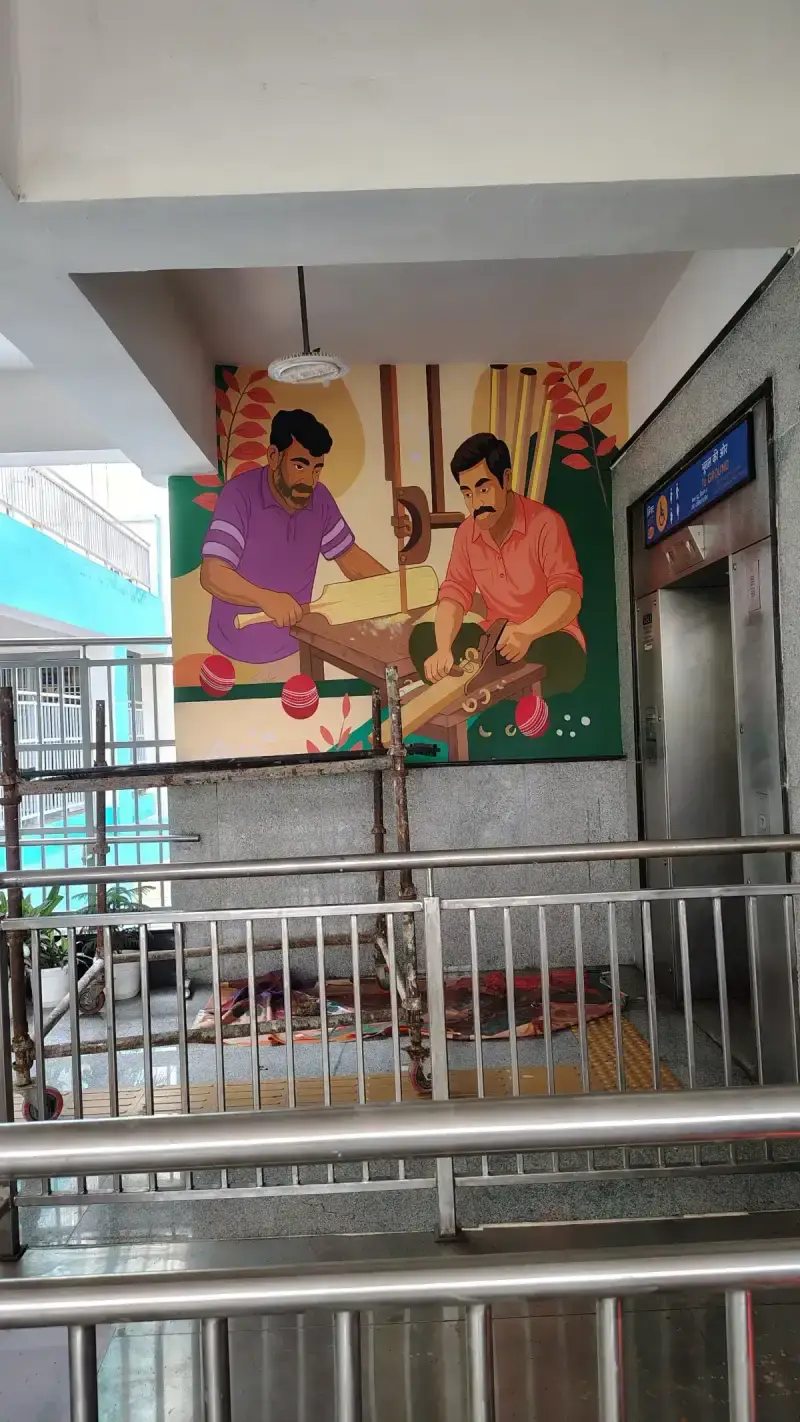Metro Pillar Painting by Deepak in Delhi - metro-pillar-painting-delhi-6.webp